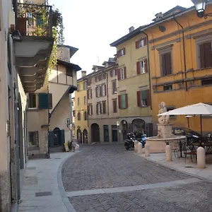 Apartment Casa Fontana Del Delfino Bergamo