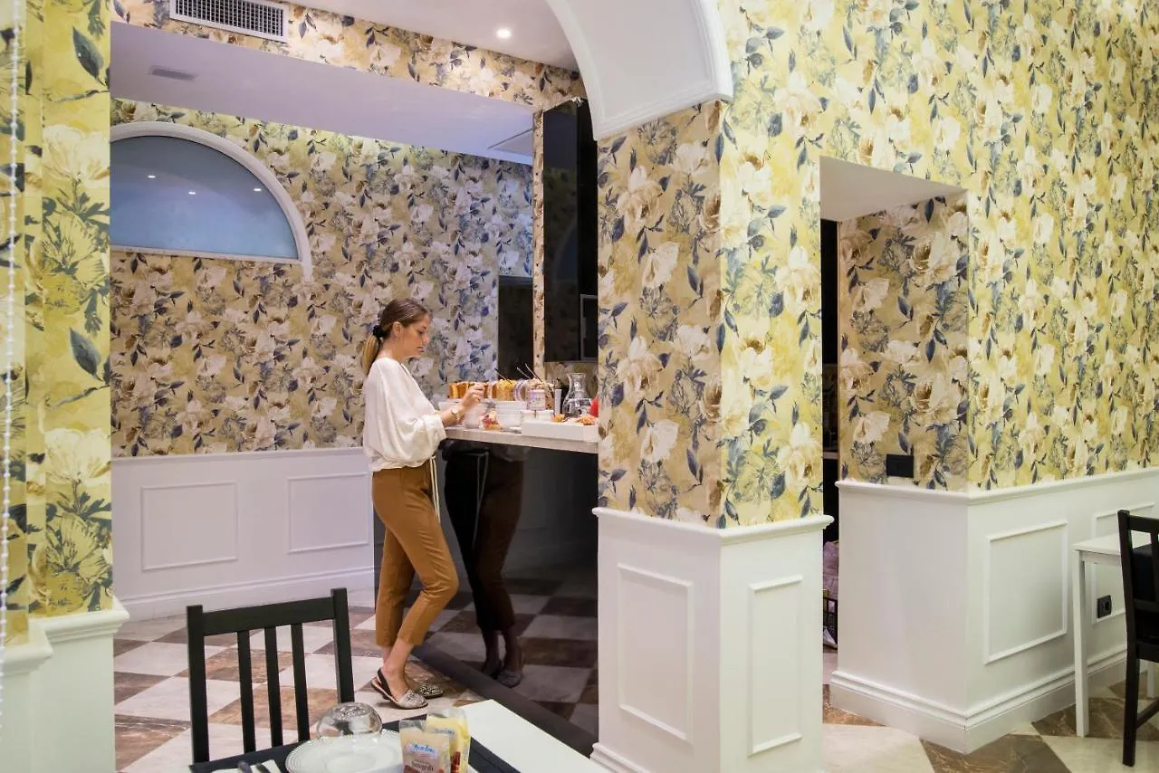 *** Guest house Via Veneto Suites Rome Italy