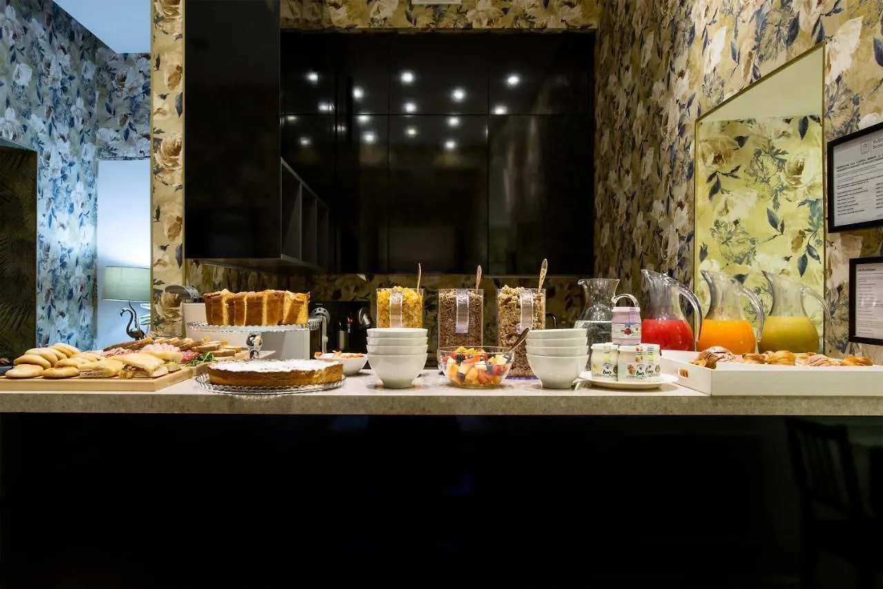 Via Veneto Suites Roma 3*,