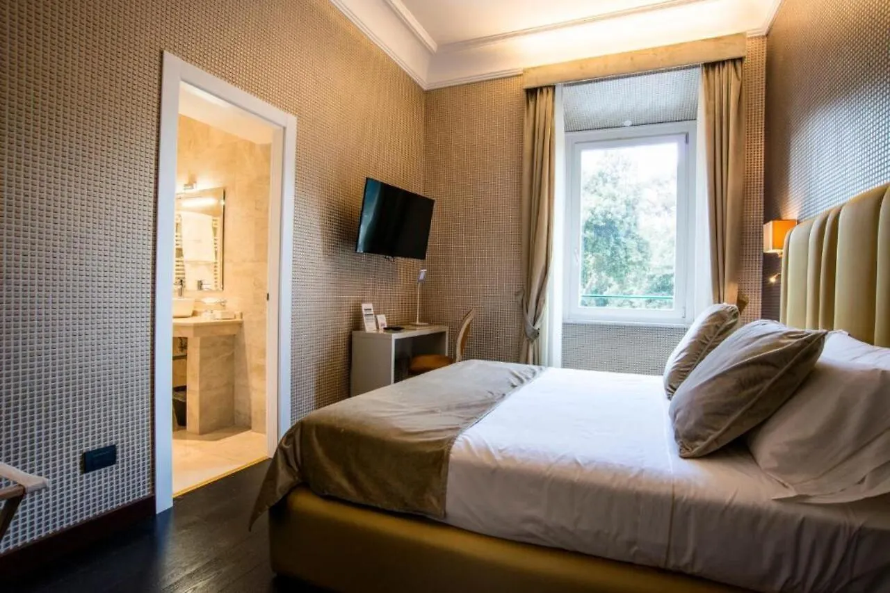 Via Veneto Suites Roma 3*,